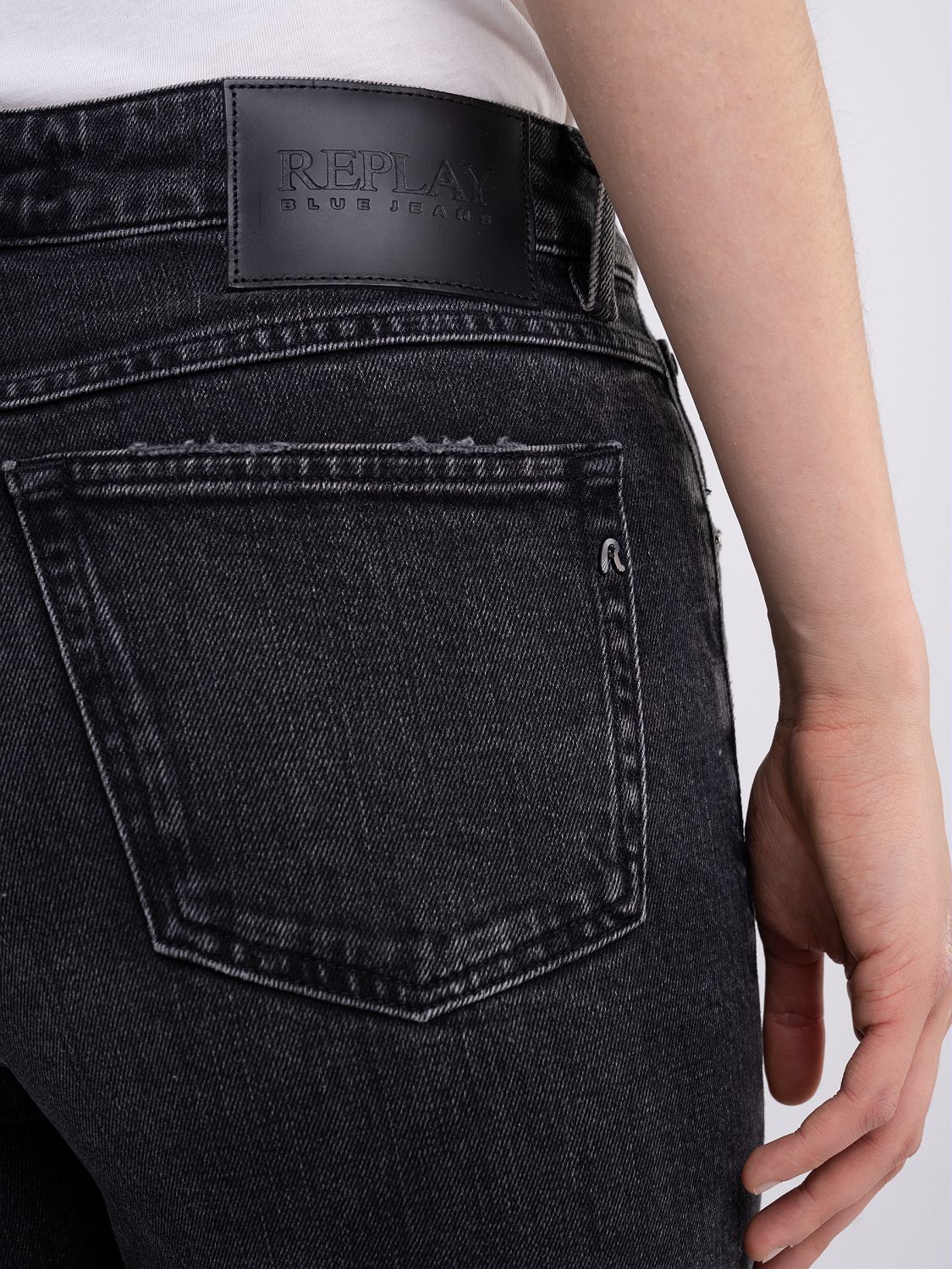 Sharljn Slim Flare Jeans