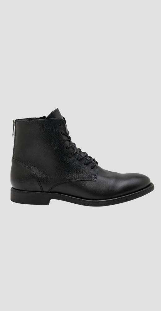 BOOSTER MID-CUT LEATHER ANKLE BOOTS